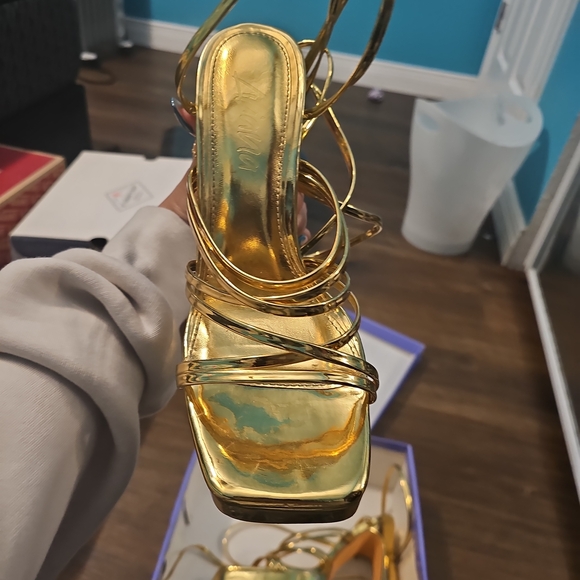Gold Strappy Women's Heels - Picture 3 of 4